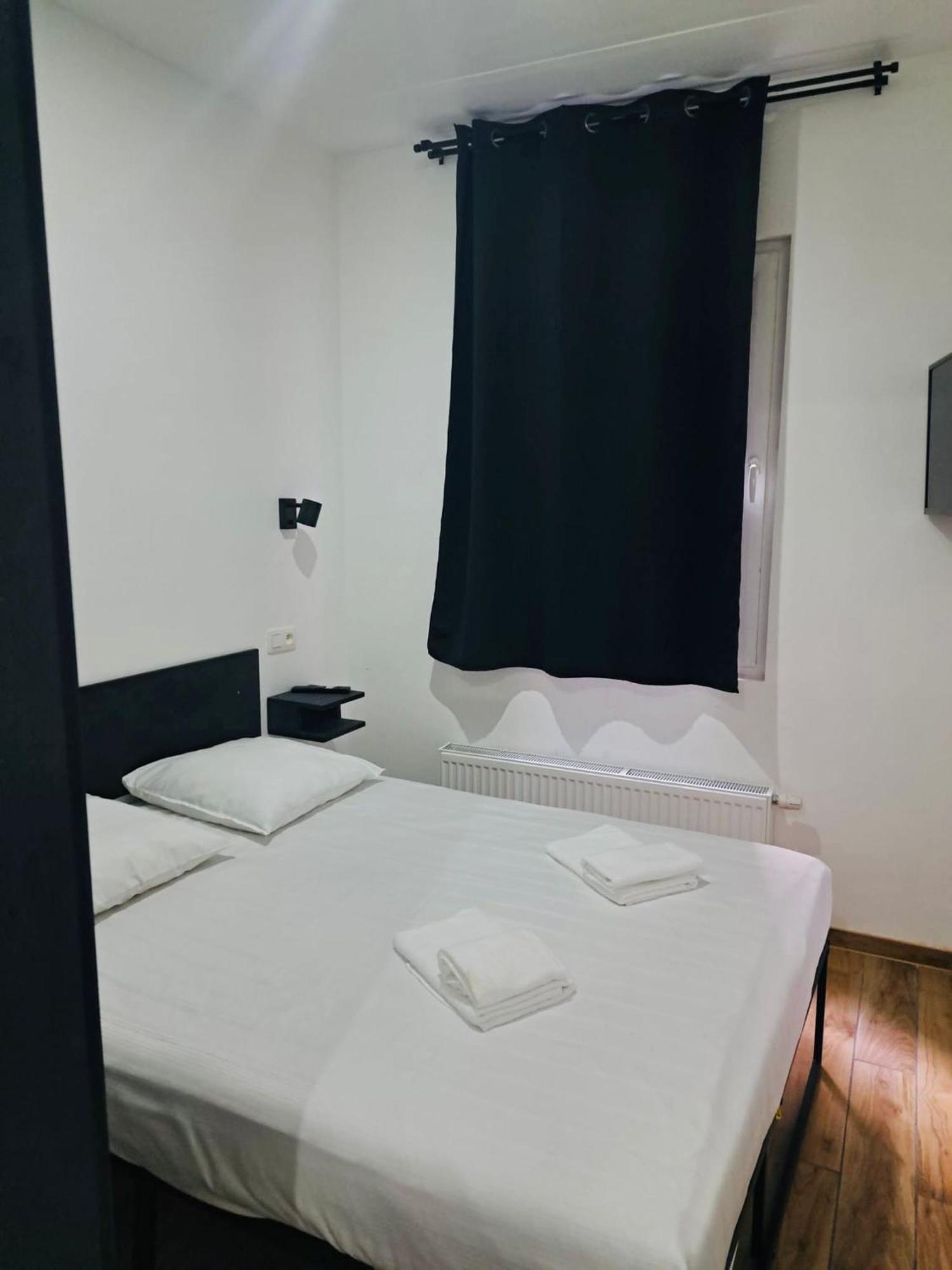 Hotel Abberdeen Брюссель Экстерьер фото