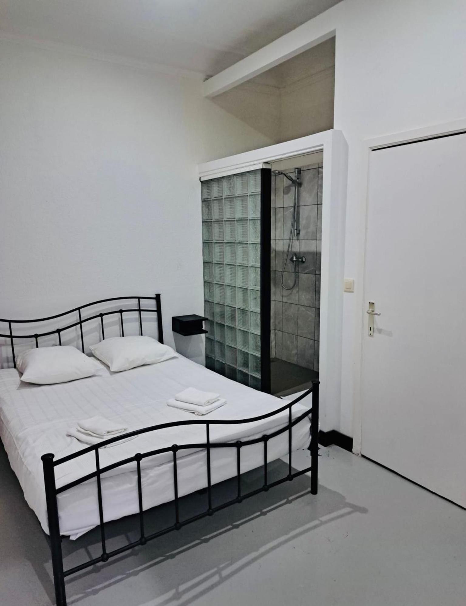 Hotel Abberdeen Брюссель Экстерьер фото