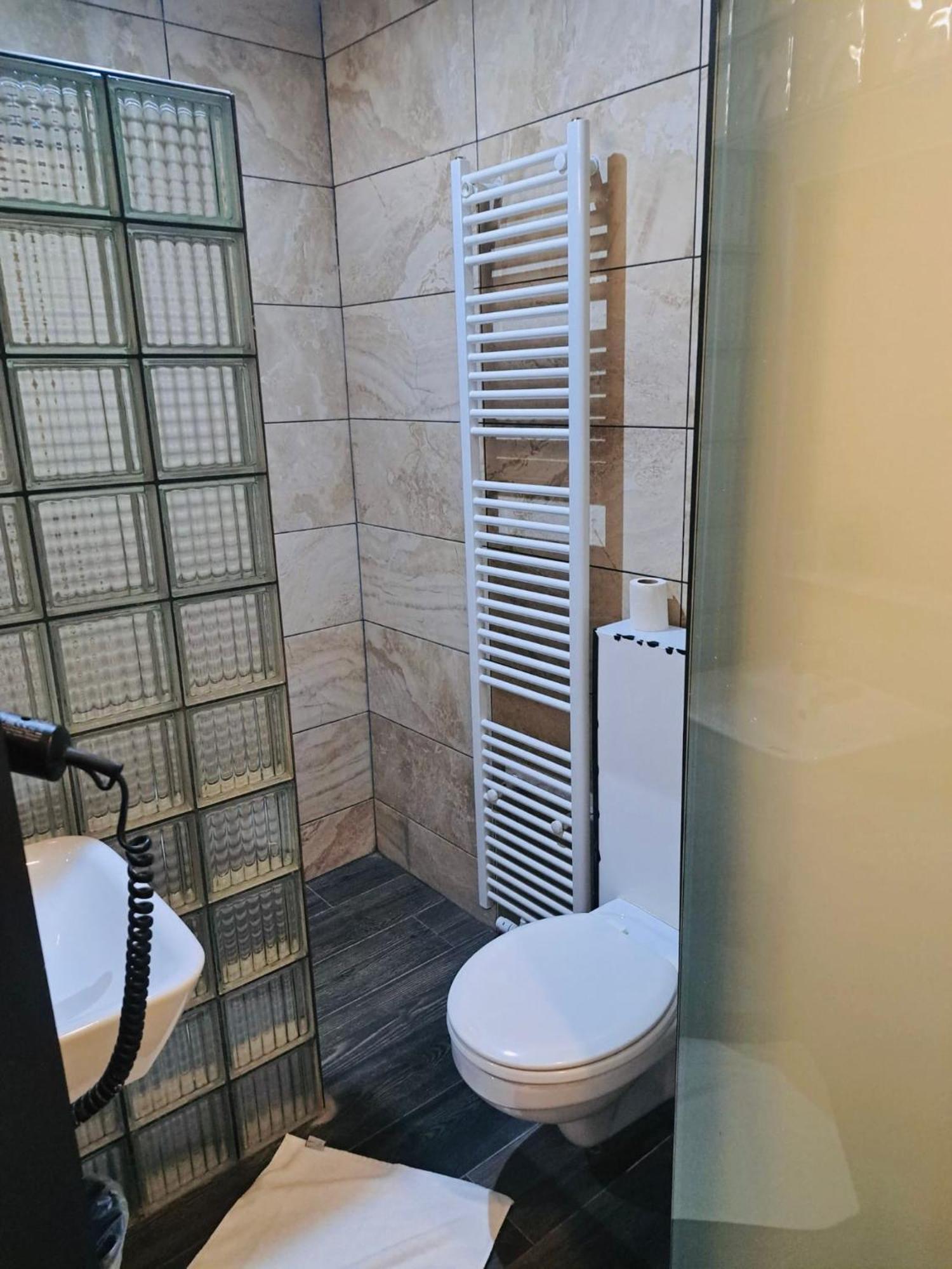 Hotel Abberdeen Брюссель Экстерьер фото